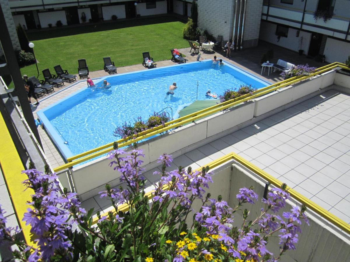 Schwalbennest - Hundefreundlich, Sauna, Pool, Dachterrasse, See & Natur Möhnesee エクステリア 写真